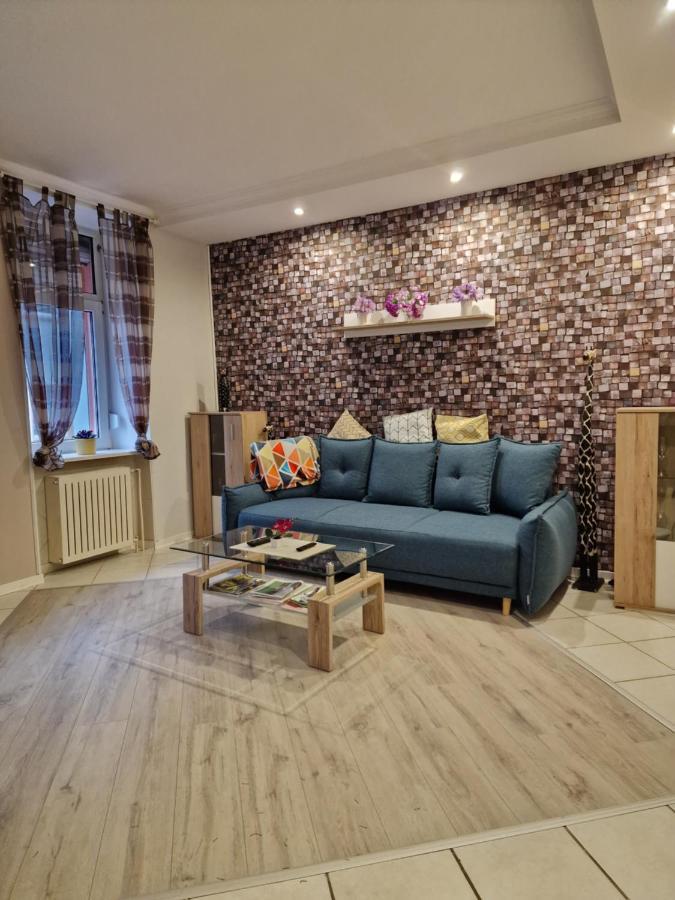 Mozart27 - Ferienwohnung Pirmasens Exteriér fotografie